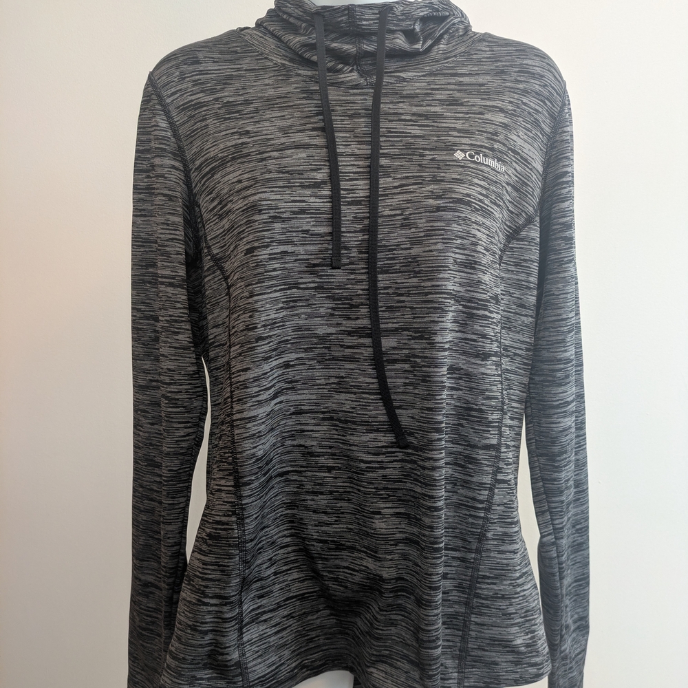 Columbia Women's Black Long Sleeve Hooded Top